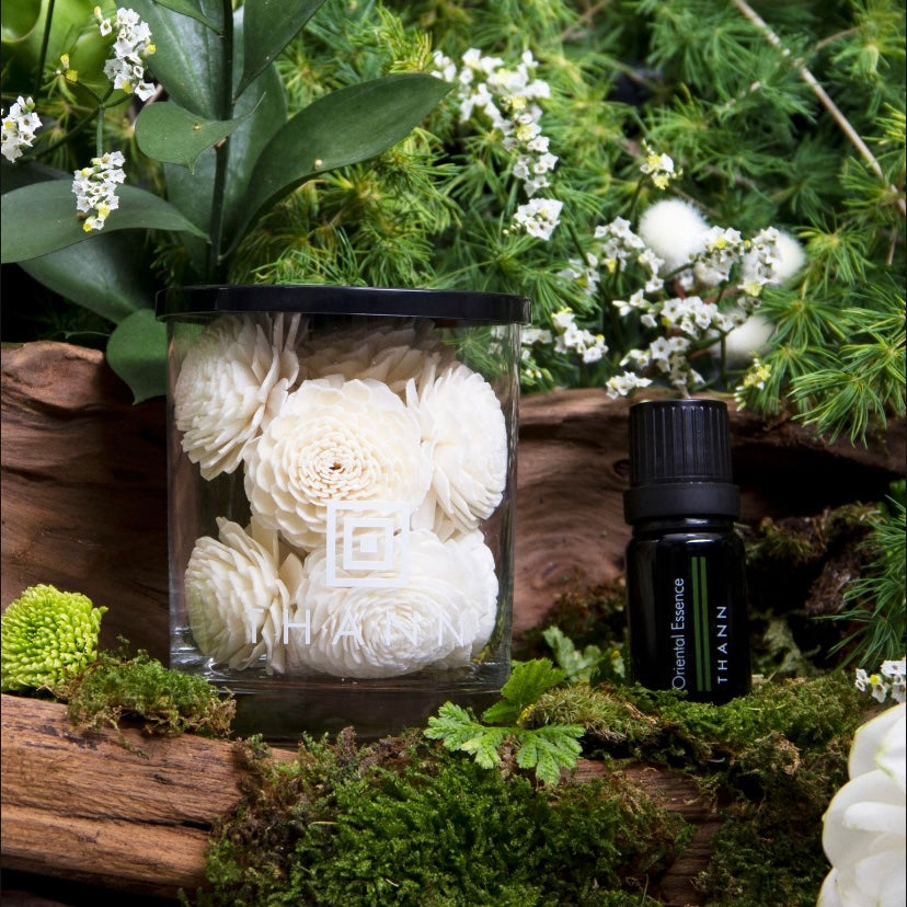 Oriental Essence Essential Oil 10ml With Flower Potpourri - THANN Singapore