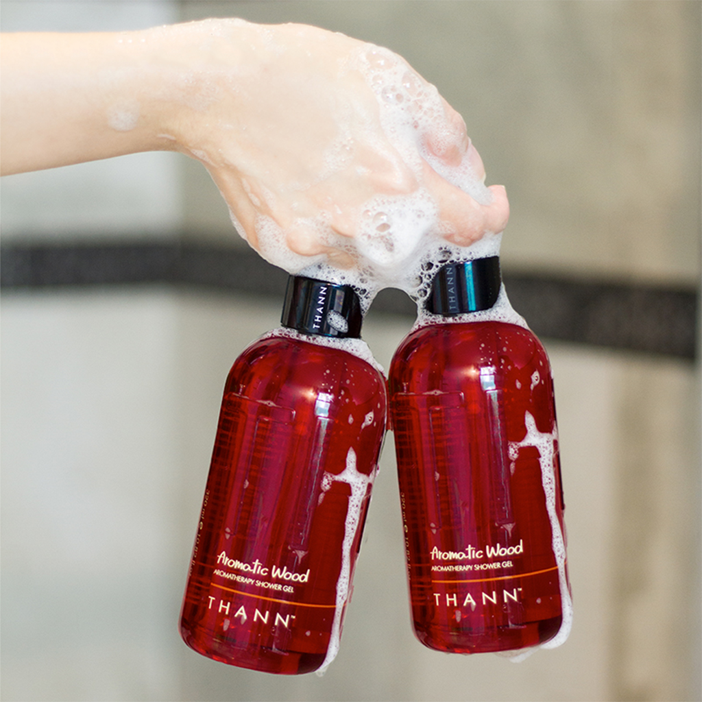 Aromatic Wood Aromatherapy Shower Gel 320ml - THANN Singapore
