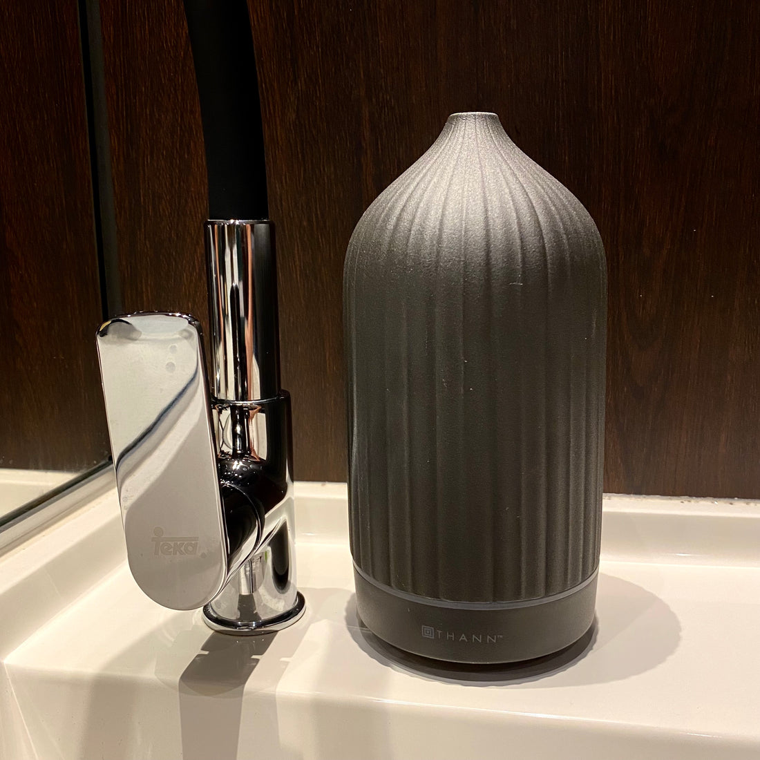 Black Peony Aroma Diffuser - THANN Singapore